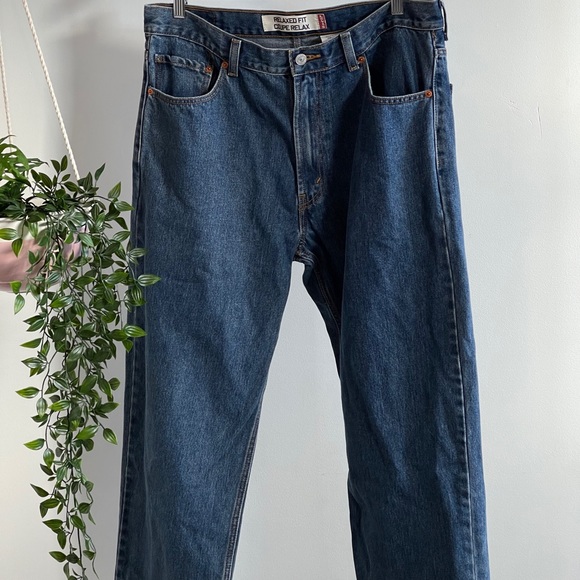 Levi’s - RELAXED FIT - Picture 2 of 3